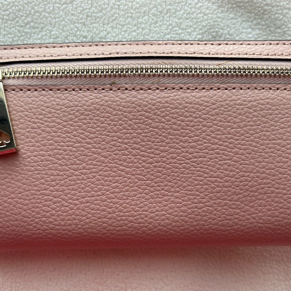 Authentic Kate Spade Wallet - Picture 1 of 6